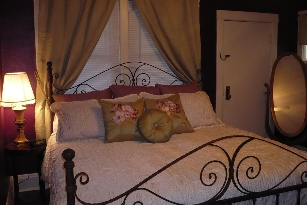 Downtown Historic Bed & Breakfast Albuquerque Oda fotoğraf